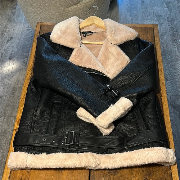 H&M Black Faux Leather Jacket with Faux Fur - Picture 2 of 4